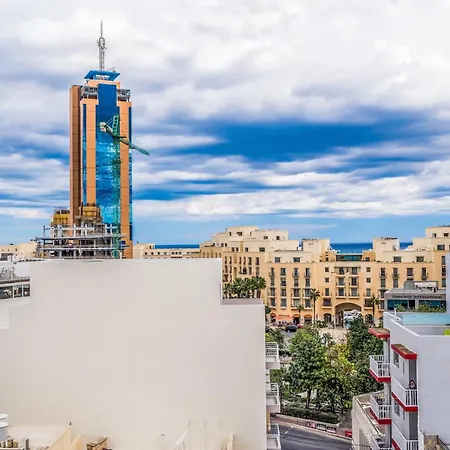 Private Penthouse With Terrace Spinola Bay - Cityapartmentstay شقة سانت جوليان